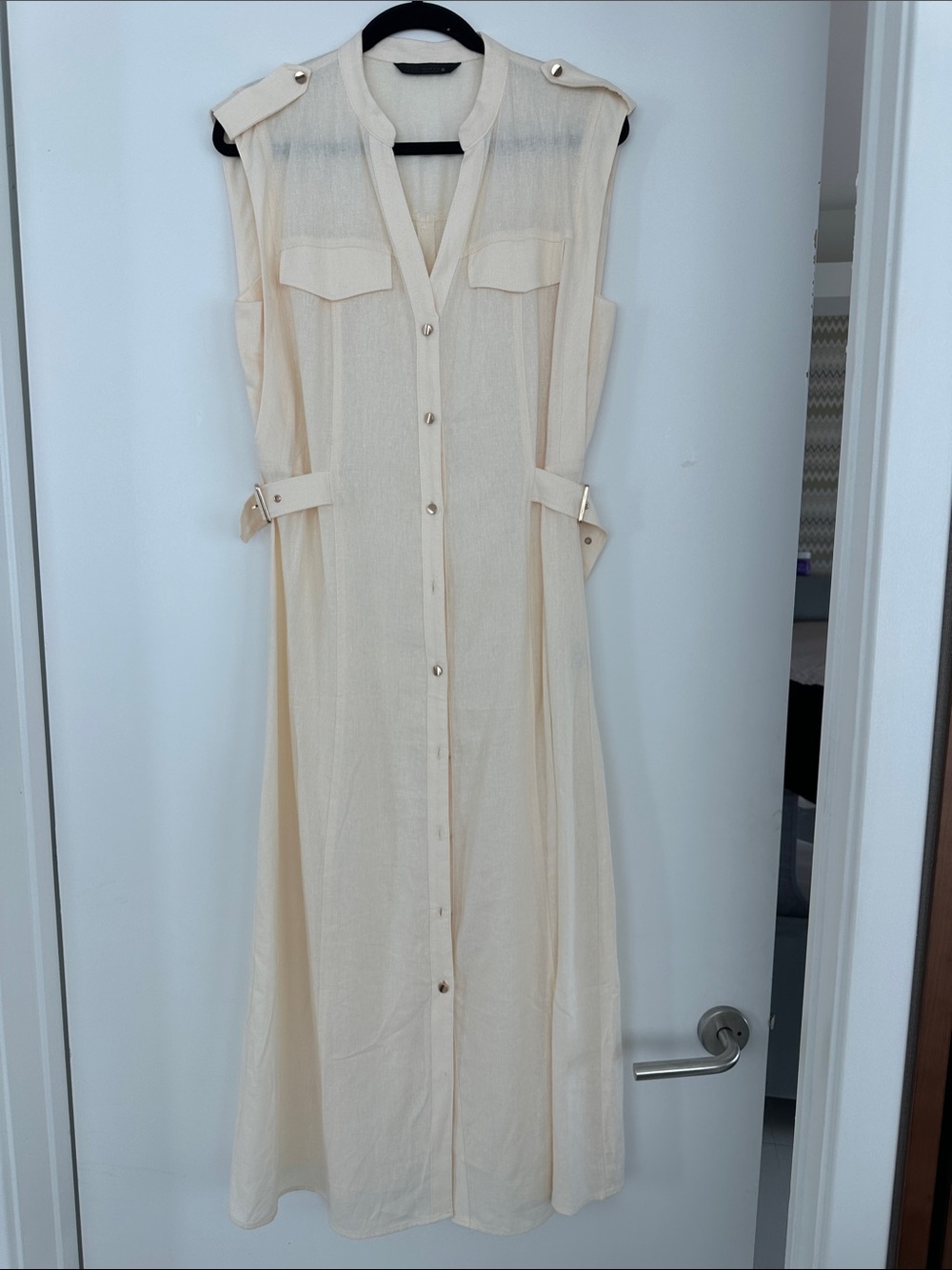 Zara linen midi dress. Hits below the knee.